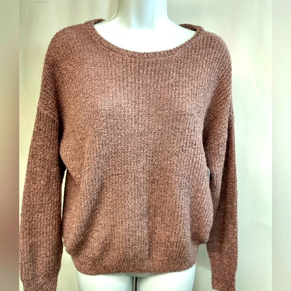 Sweet Wanderer Pullover Cropped Sweater with Satin Tie Back Ribbon Size Medium - Picture 2 of 4